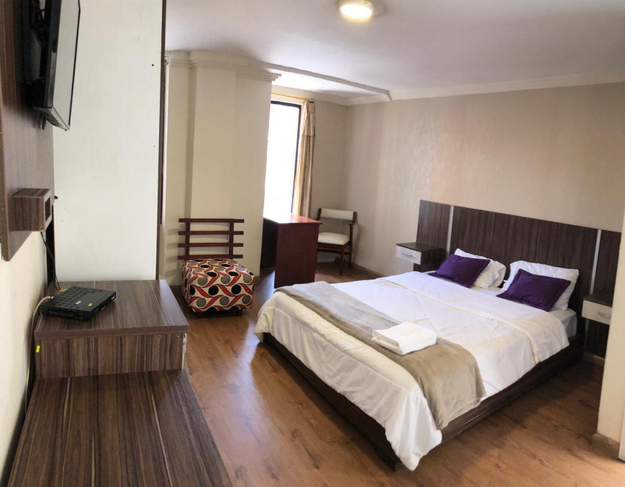 Hotel Spa Santa Ana กูเอ็งกา ภายนอก รูปภาพ